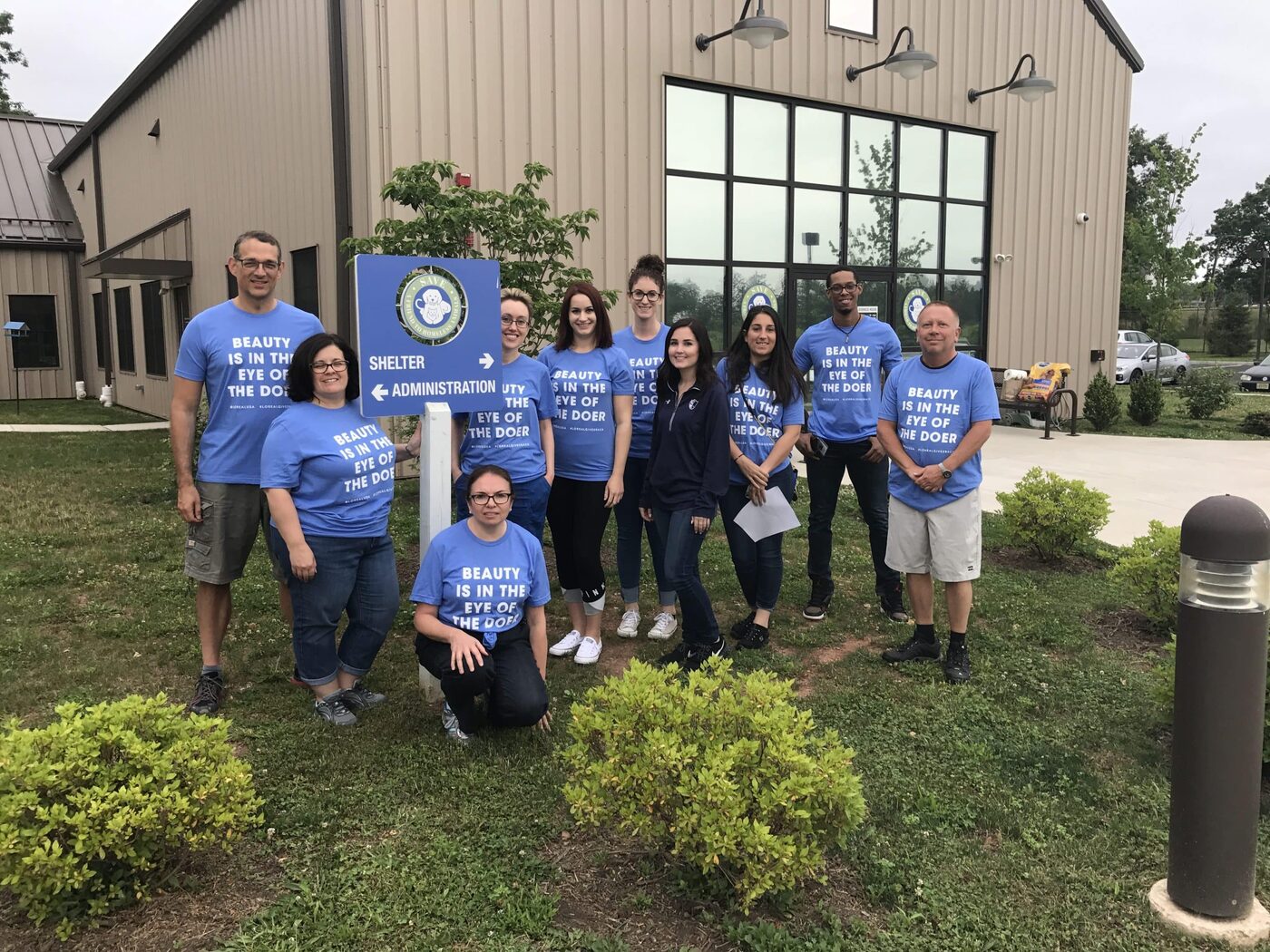 L'Oréal volunteer team at SAVE animal shelter